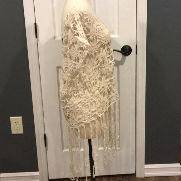 Host pic🔥Crochet Floral Coverup / Top. - Picture 8 of 8